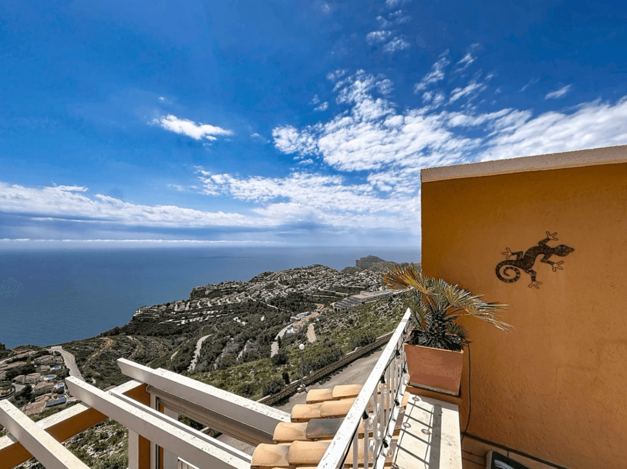 Apartamento con espectaculares vistas al mar en Pueblo Panorama, Cumbre del Sol