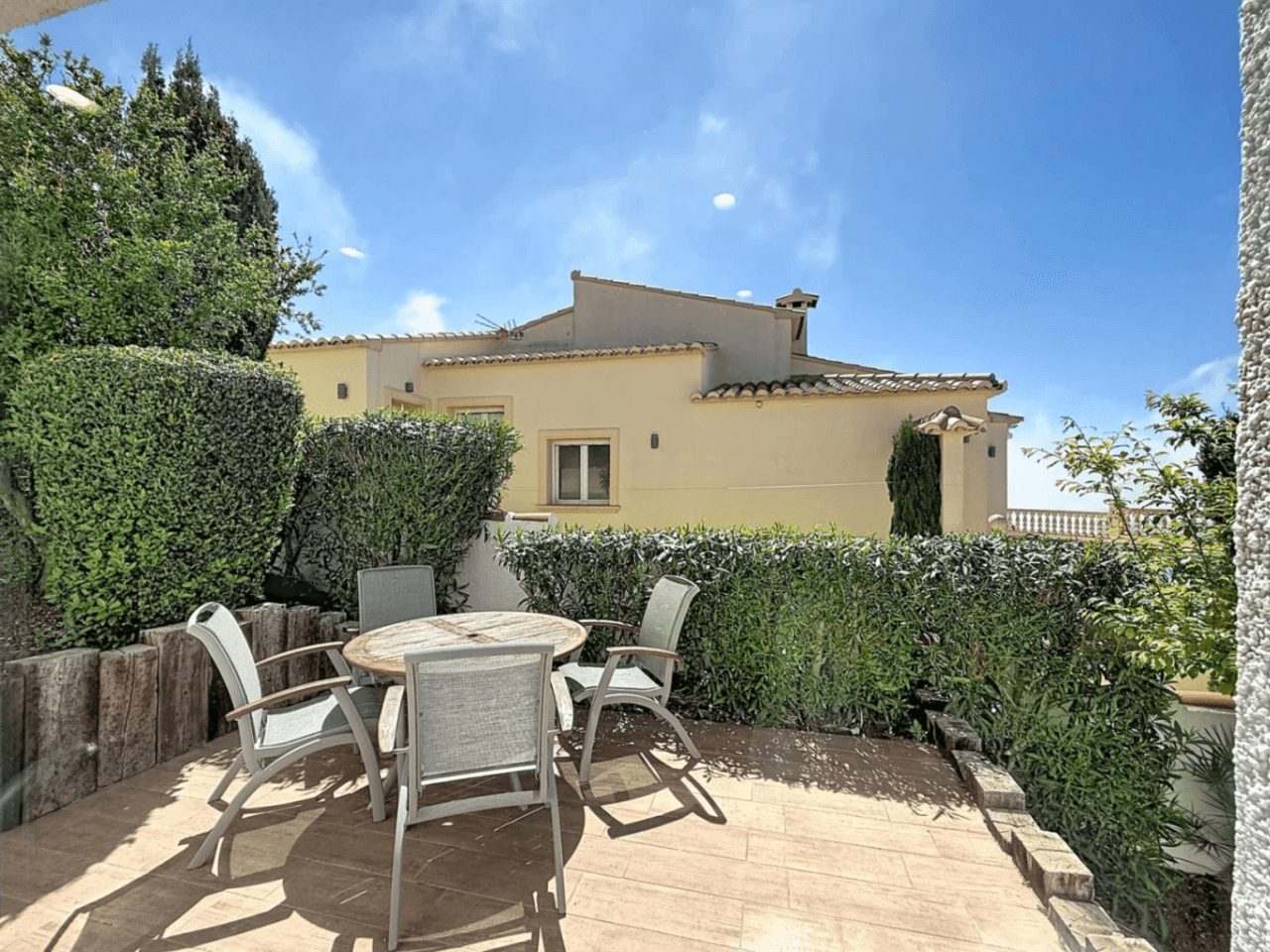 Cumbre del Sol, Villa de lujo con vistas panorámicas al mar en Magnolias