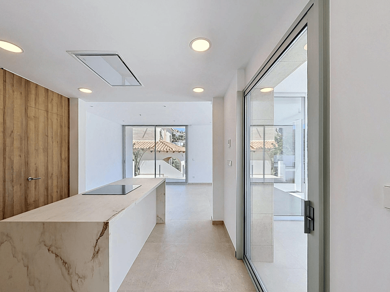 Villa moderna a estrenar con vistas al mar y piscina privada en Palmeras, Cumbre del Sol