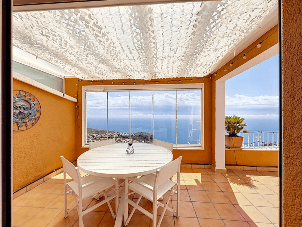 Apartamento con espectaculares vistas al mar en Pueblo Panorama, Cumbre del Sol